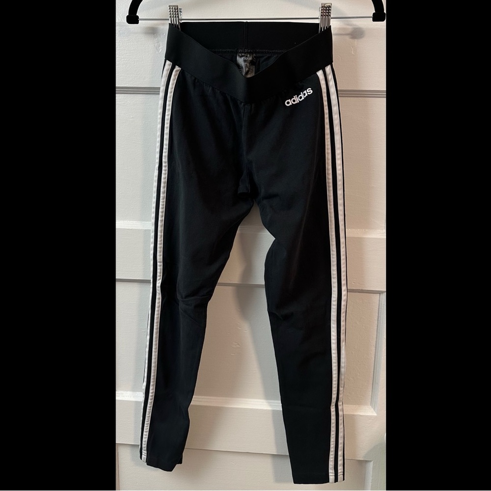 Adidas Women Black and White Leggings with Classic Stripes *Used*